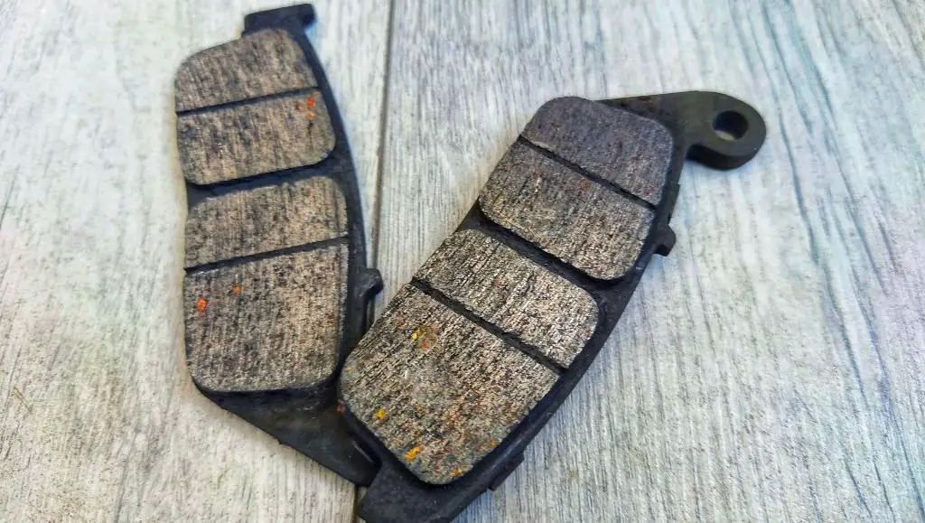 Worn motorcycle brake pads, old motorcycle brake pads
