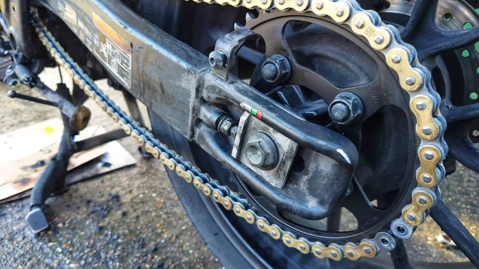new chain meets correctly at the new rear sprocket