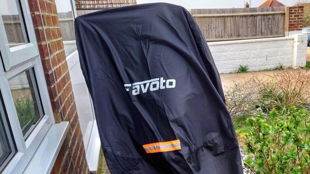 Favoto motorcycle cover, covering a motorcycle.